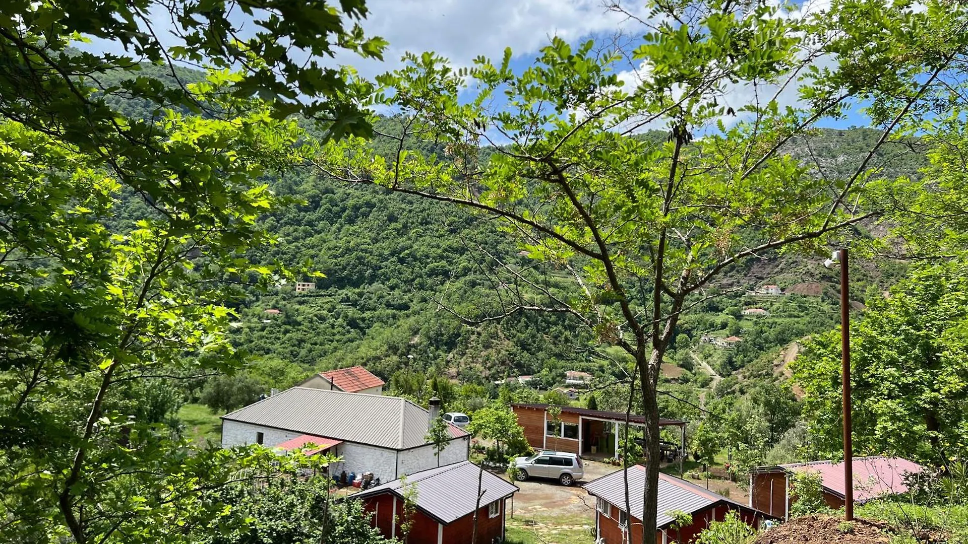 Baven -Toven Naturae Rubik Albanien