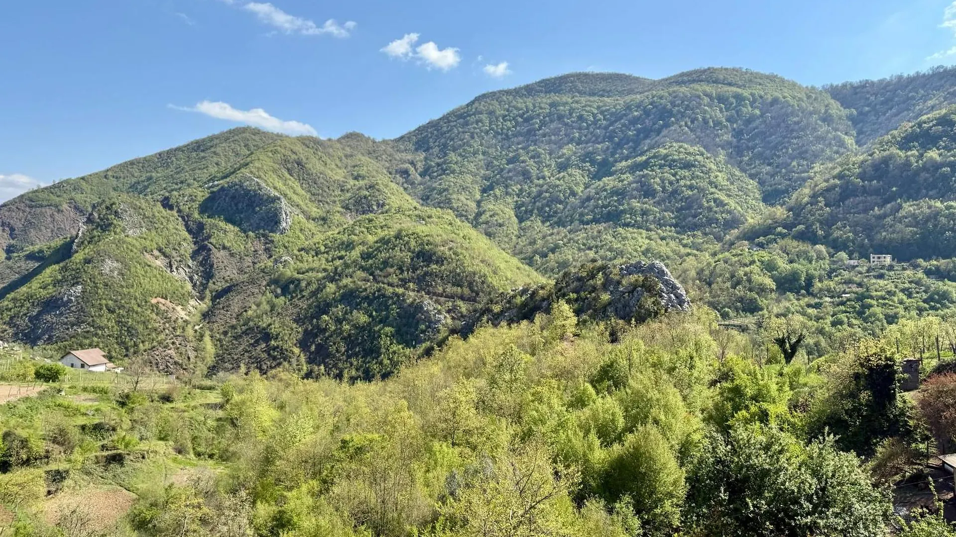 Baven -Toven Naturae Rubik Albania
