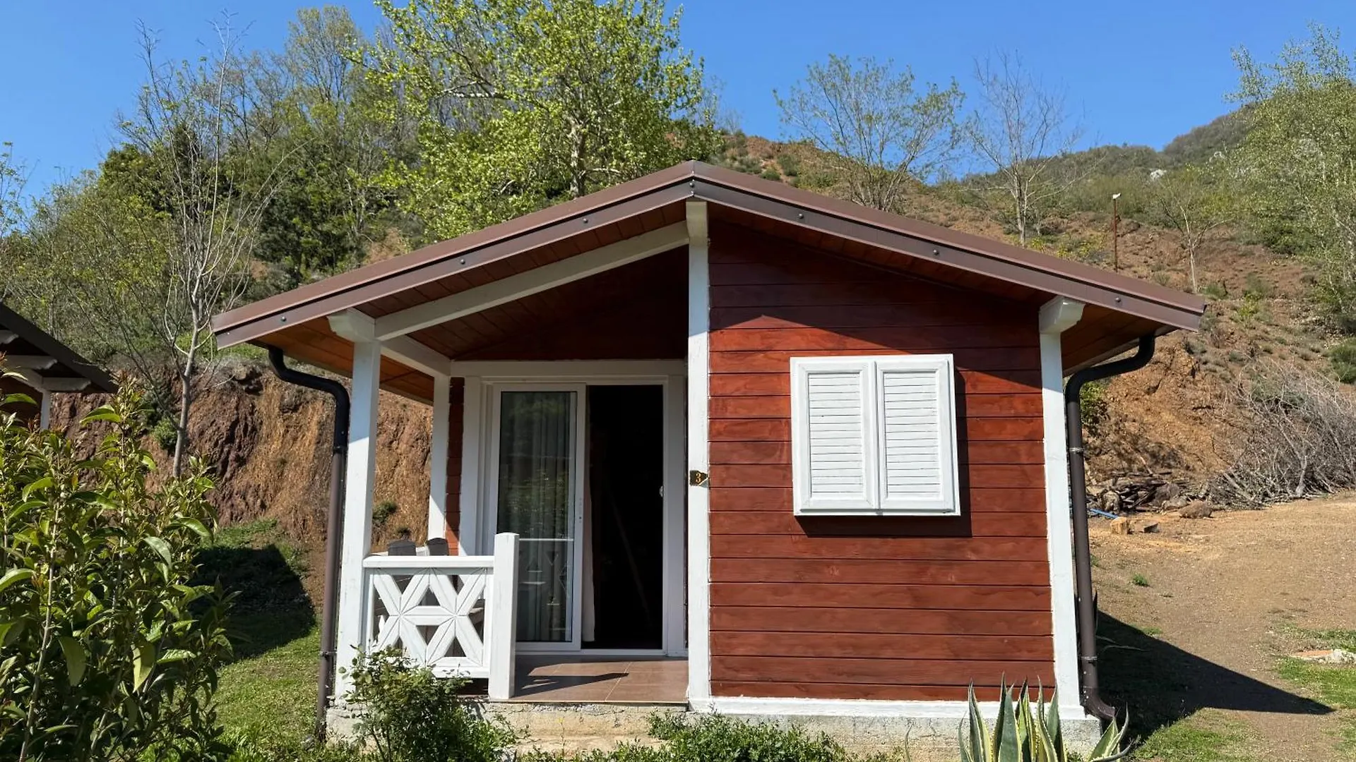Baven -Toven Naturae Rubik Farm stay