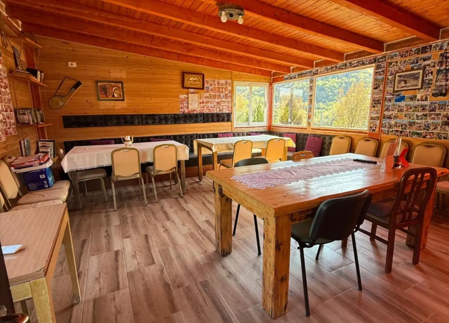 Baven -Toven Naturae Rubik 0*,  Albania