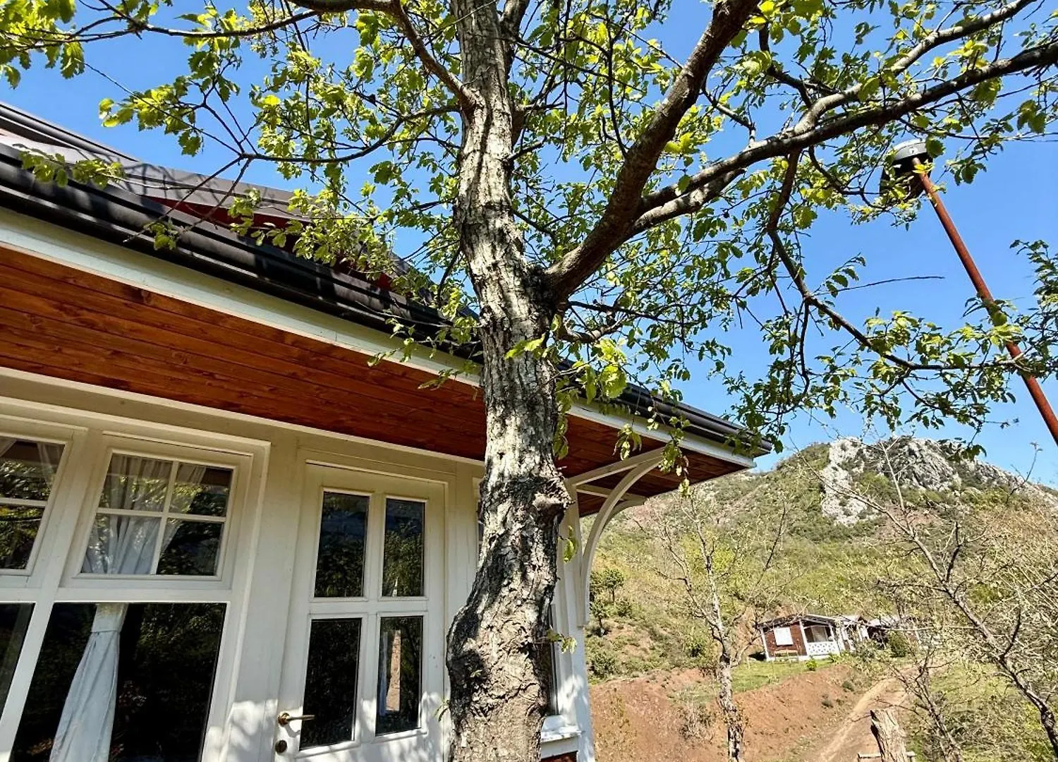 Gospodarstwo agroturystyczne Baven -Toven Naturae Rubik Albania